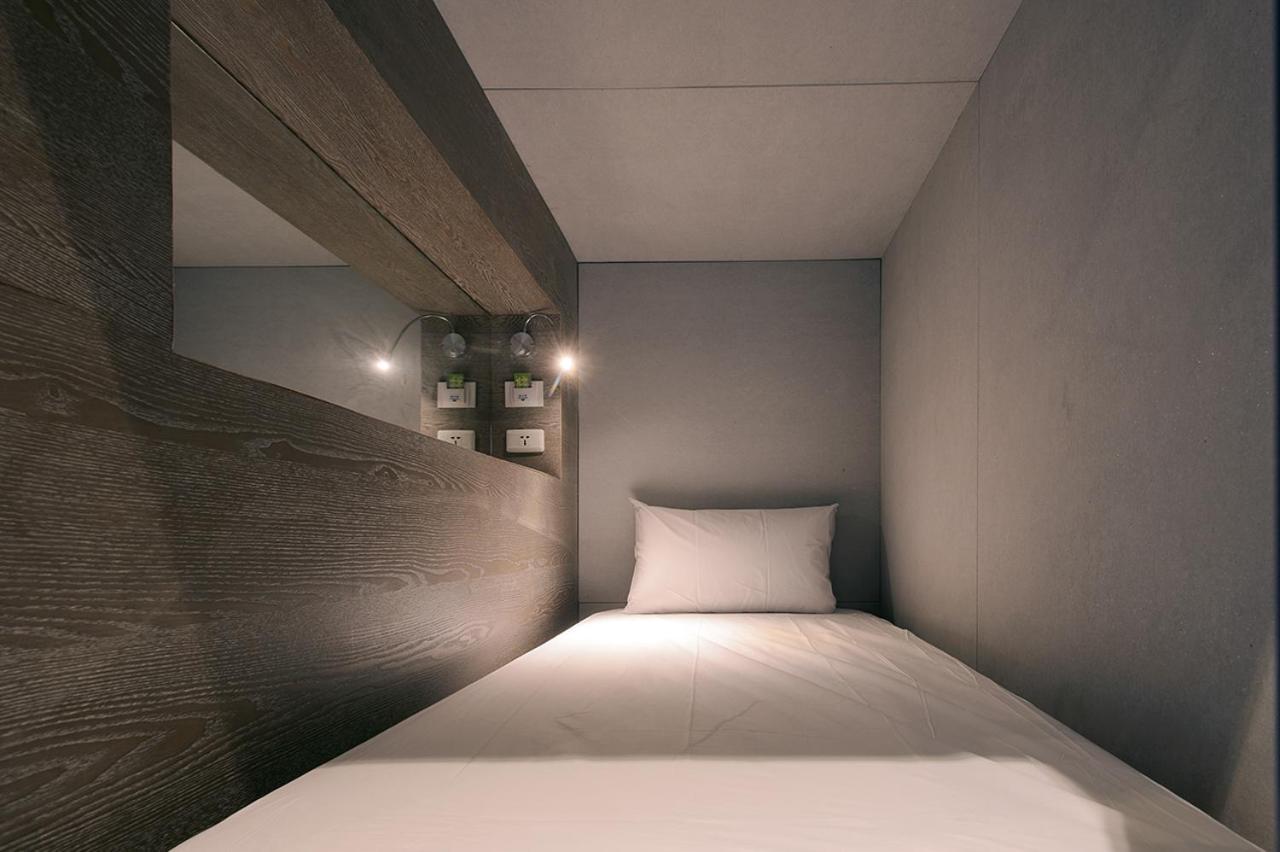 Kiwi Express Hotel-Taichung Station II מראה חיצוני תמונה