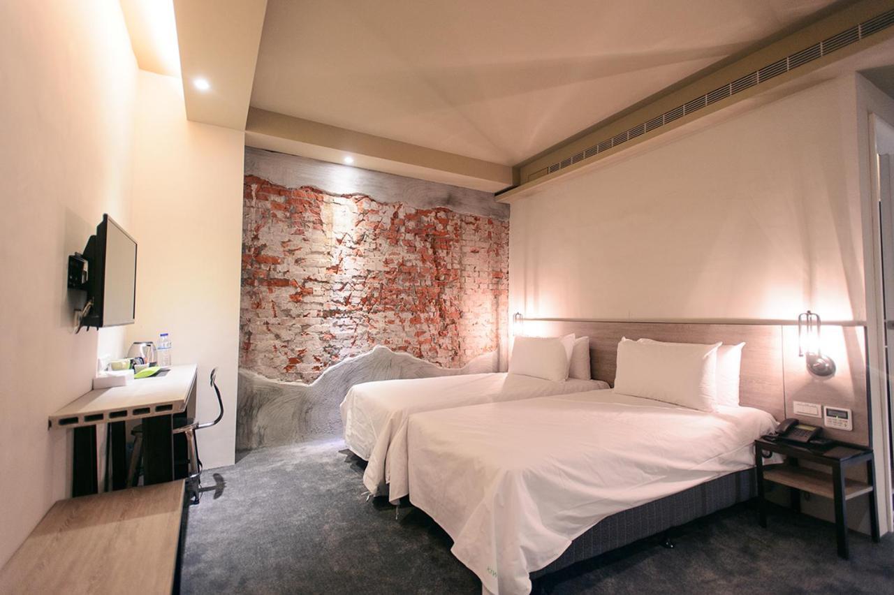 Kiwi Express Hotel-Taichung Station II מראה חיצוני תמונה