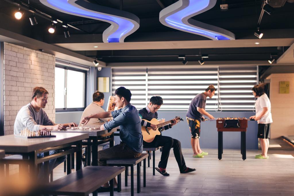 Kiwi Express Hotel-Taichung Station II מראה חיצוני תמונה