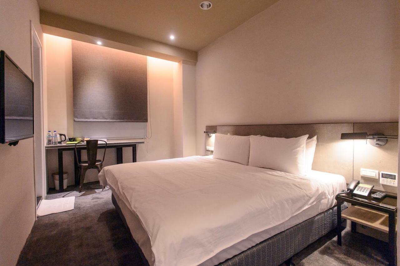 Kiwi Express Hotel-Taichung Station II מראה חיצוני תמונה